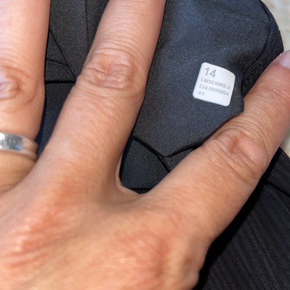 Lululemon Dance Studio Mid-Rise Jogger Black 14 - Picture 9 of 9